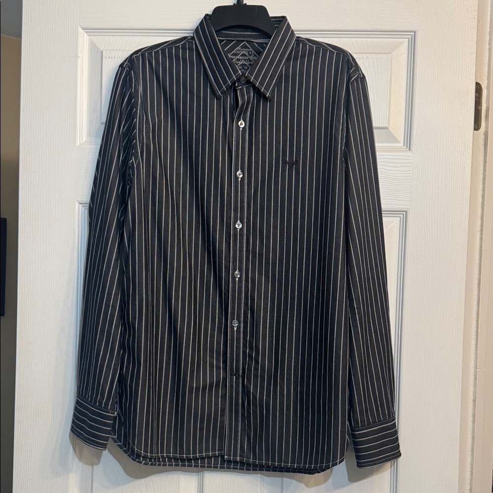American Eagle Outfitters Black and White Striped Men's Shirt